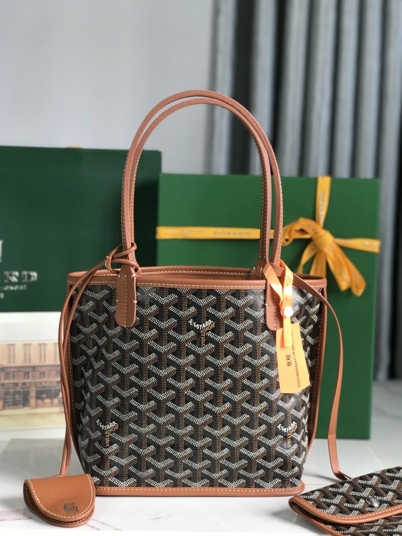 Goyard Shopping Bags